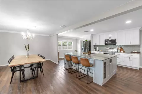 Kitchen - 11304 Leprechaun Dr, Riverview, FL 33569 photo 4 of 6