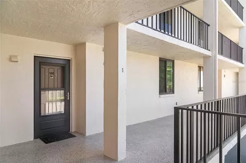 6265 Midnight Pass Rd #102, Sarasota, FL 34242