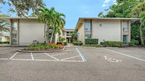 2121 Wood St #A103, Sarasota, FL 34237