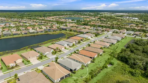 View/Area - 20285 Symphony Pl, Venice, FL 34293 photo 2 of 28