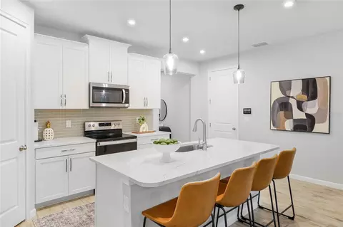 Kitchen - 20285 Symphony Pl, Venice, FL 34293 photo 3 of 3