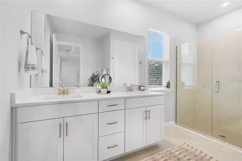 Bath - 20285 Symphony Pl, Venice, FL 34293 photo 1 of 2