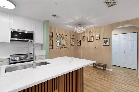 Kitchen - 8809 Manor Loop #101, Lakewood Ranch, FL 34202 photo 3 of 8