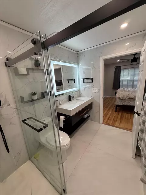Bath - 8809 Manor Loop #101, Lakewood Ranch, FL 34202 photo 3 of 6