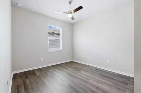 Bedroom - 8610 Backshore Ln, Parrish, FL 34219 photo 6 of 7