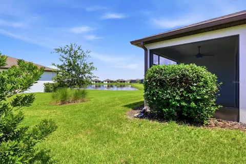 Exterior - 8610 Backshore Ln, Parrish, FL 34219 photo 7 of 11