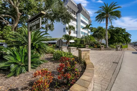1200 E Peppertree Ln #505, Sarasota, FL 34242