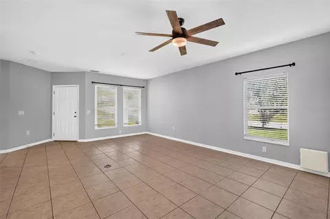 Living - 4007 34th St E, Bradenton, FL 34208 photo 5 of 6
