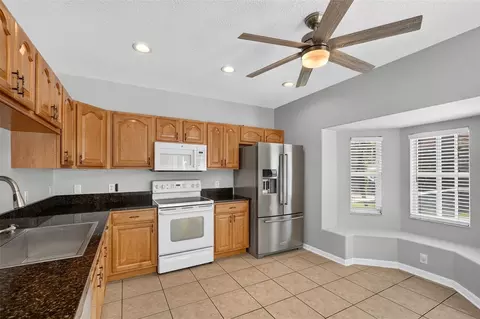 Kitchen - 4007 34th St E, Bradenton, FL 34208 photo 1 of 4