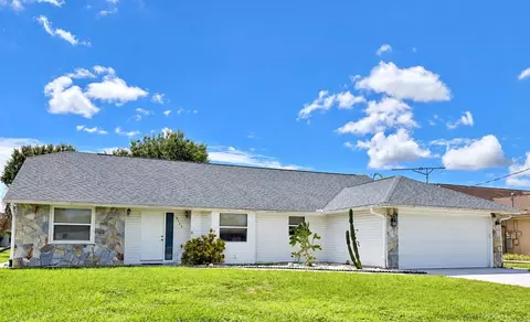 8123 Bessemer Ave, North Port, FL 34287