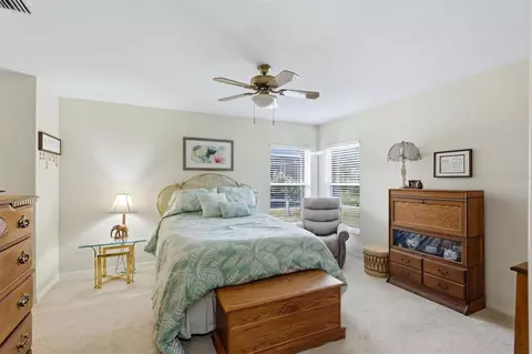 Bedroom - 4610 72nd Ct E, Bradenton, FL 34203 photo 1 of 3
