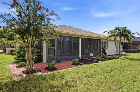 Exterior - 4610 72nd Ct E, Bradenton, FL 34203 photo 9 of 12