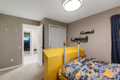 Bedroom - 5751 99th Avenue Cir E, Parrish, FL 34219 photo 8 of 10