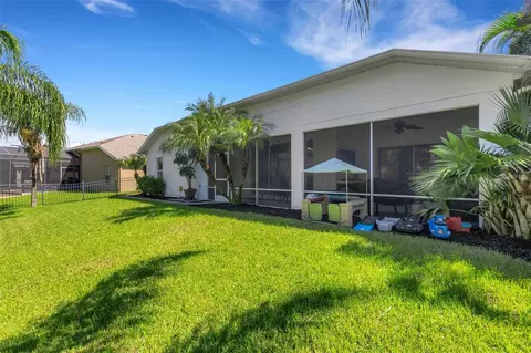 Exterior - 5751 99th Avenue Cir E, Parrish, FL 34219 photo 7 of 10