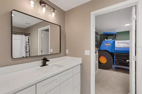 Bath - 5751 99th Avenue Cir E, Parrish, FL 34219 photo 7 of 7