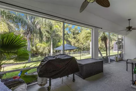 Exterior - 5751 99th Avenue Cir E, Parrish, FL 34219 photo 5 of 10