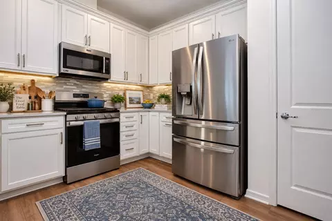Kitchen - 10641 Spring Tide Way, Parrish, FL 34219 photo 1 of 5