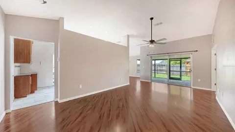 Living - 4910 6th Ave E, Bradenton, FL 34208 photo 1 of 6