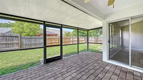 Exterior - 4910 6th Ave E, Bradenton, FL 34208 photo 3 of 8