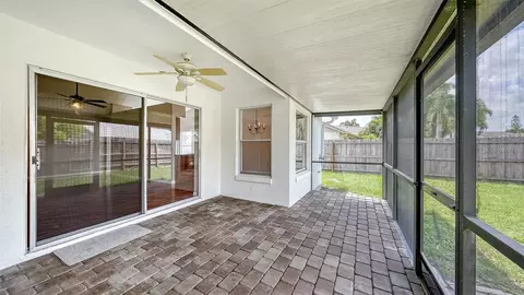 Exterior - 4910 6th Ave E, Bradenton, FL 34208 photo 5 of 8