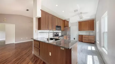 Other - 4910 6th Ave E, Bradenton, FL 34208 photo 4 of 11