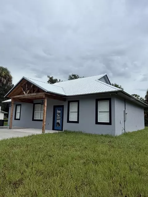Exterior - 612 SE 13th Ave, Okeechobee, FL 34974 photo 4 of 5