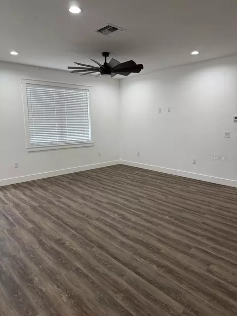 Living - 612 SE 13th Ave, Okeechobee, FL 34974 photo 2 of 2