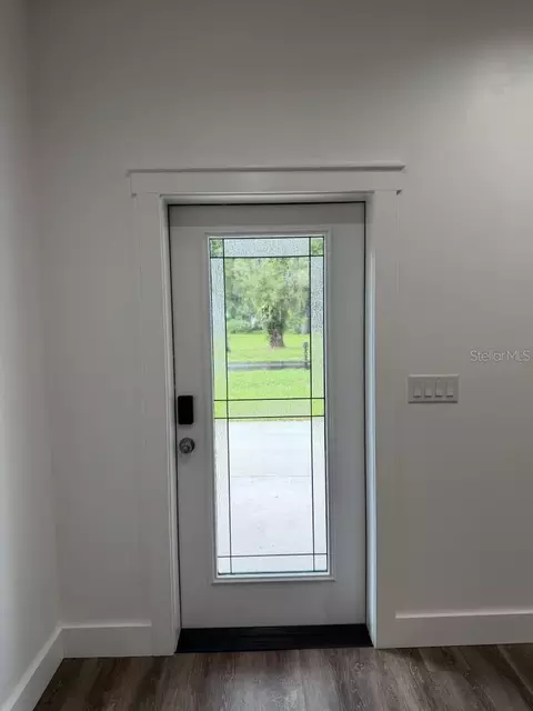 Entry Way - 612 SE 13th Ave, Okeechobee, FL 34974 photo 1 of 3