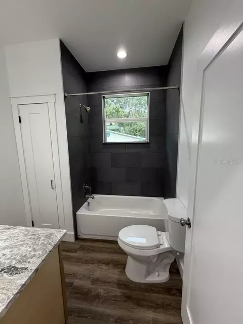 Bath - 612 SE 13th Ave, Okeechobee, FL 34974 photo 6 of 6