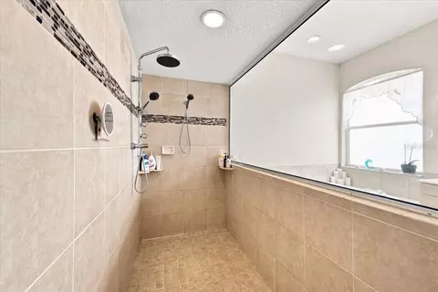 Bath - 3303 155th Ave E, Parrish, FL 34219 photo 3 of 6