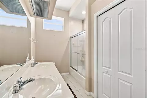 Bath - 3303 155th Ave E, Parrish, FL 34219 photo 5 of 6