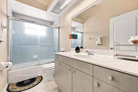Bath - 3303 155th Ave E, Parrish, FL 34219 photo 4 of 6