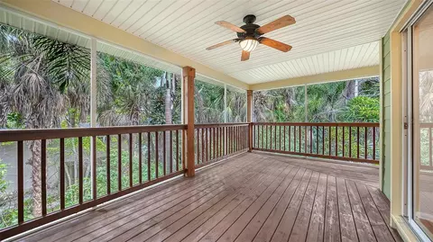 Exterior - 2046 Cordes St, Osprey, FL 34229 photo 5 of 18