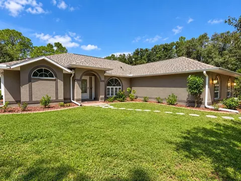 5795 N Salford Blvd, North Port, FL 34286