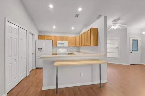 Kitchen - 4240 Malickson Dr, Parrish, FL 34219 photo 2 of 4