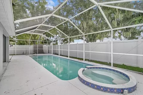 Exterior - 4240 Malickson Dr, Parrish, FL 34219 photo 4 of 8