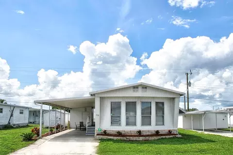 716 50th Ave W, Bradenton, FL 34207