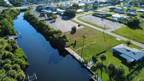 838 Spring Lake Blvd, Port Charlotte, FL 33952