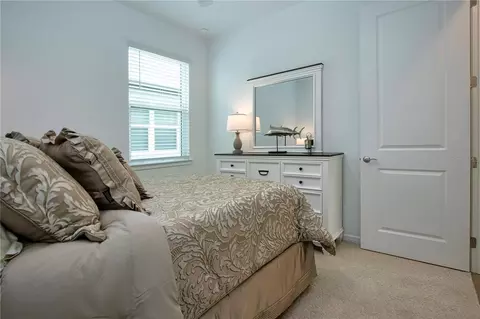 Bedroom - 9437 Shorebird Ct, Parrish, FL 34219 photo 5 of 6