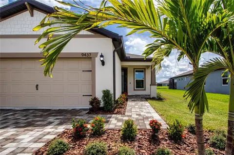 Exterior - 9437 Shorebird Ct, Parrish, FL 34219 photo 4 of 10