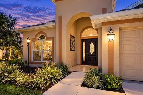Exterior - 4124 101st Ave E, Parrish, FL 34219 photo 6 of 12