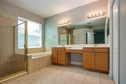 Bath - 4124 101st Ave E, Parrish, FL 34219 photo 2 of 6