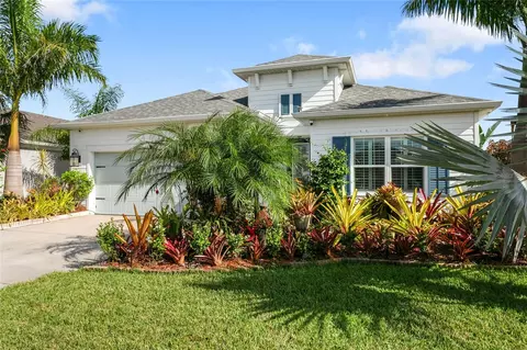 Exterior - 10625 Falling Leaf Ct, Parrish, FL 34219 photo 2 of 8