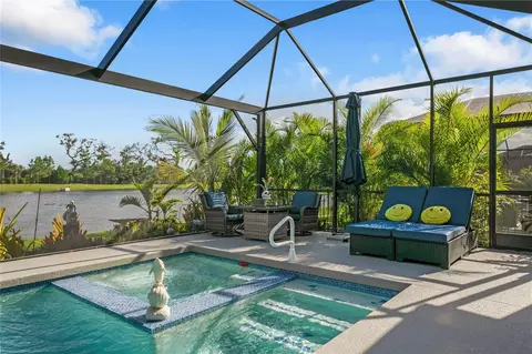 Exterior - 10625 Falling Leaf Ct, Parrish, FL 34219 photo 6 of 8