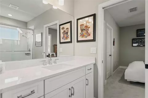 Bath - 10625 Falling Leaf Ct, Parrish, FL 34219 photo 2 of 4