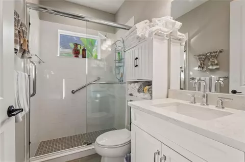 Bath - 10625 Falling Leaf Ct, Parrish, FL 34219 photo 4 of 4