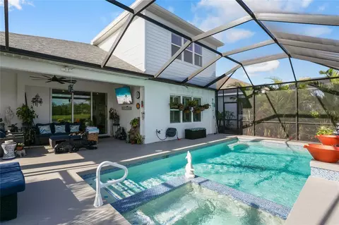 Exterior - 10625 Falling Leaf Ct, Parrish, FL 34219 photo 7 of 8