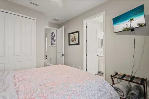 Bedroom - 10625 Falling Leaf Ct, Parrish, FL 34219 photo 6 of 7