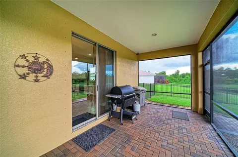 Exterior - 10223 57th Ct E, Parrish, FL 34219 photo 3 of 9