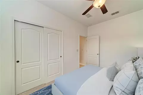 Bedroom - 10223 57th Ct E, Parrish, FL 34219 photo 4 of 8